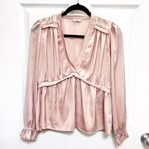 Lucky Brand Tops - Lucky Brand Silky Babydoll Blouse